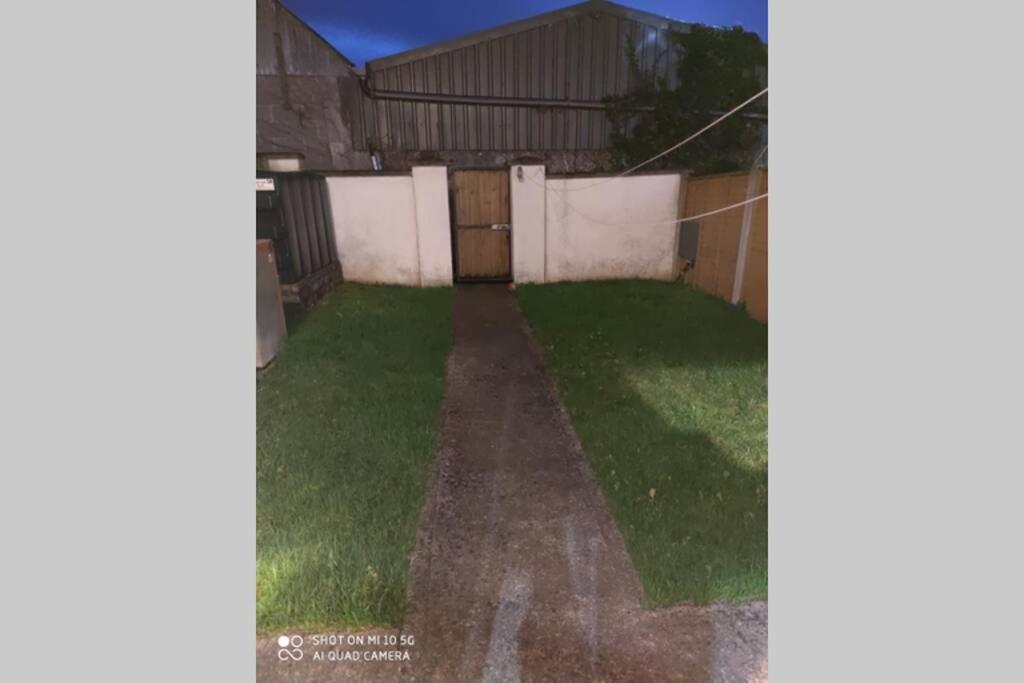 Townhouse 3 Barrow Lane Villa Bagenalstown Bagian luar foto