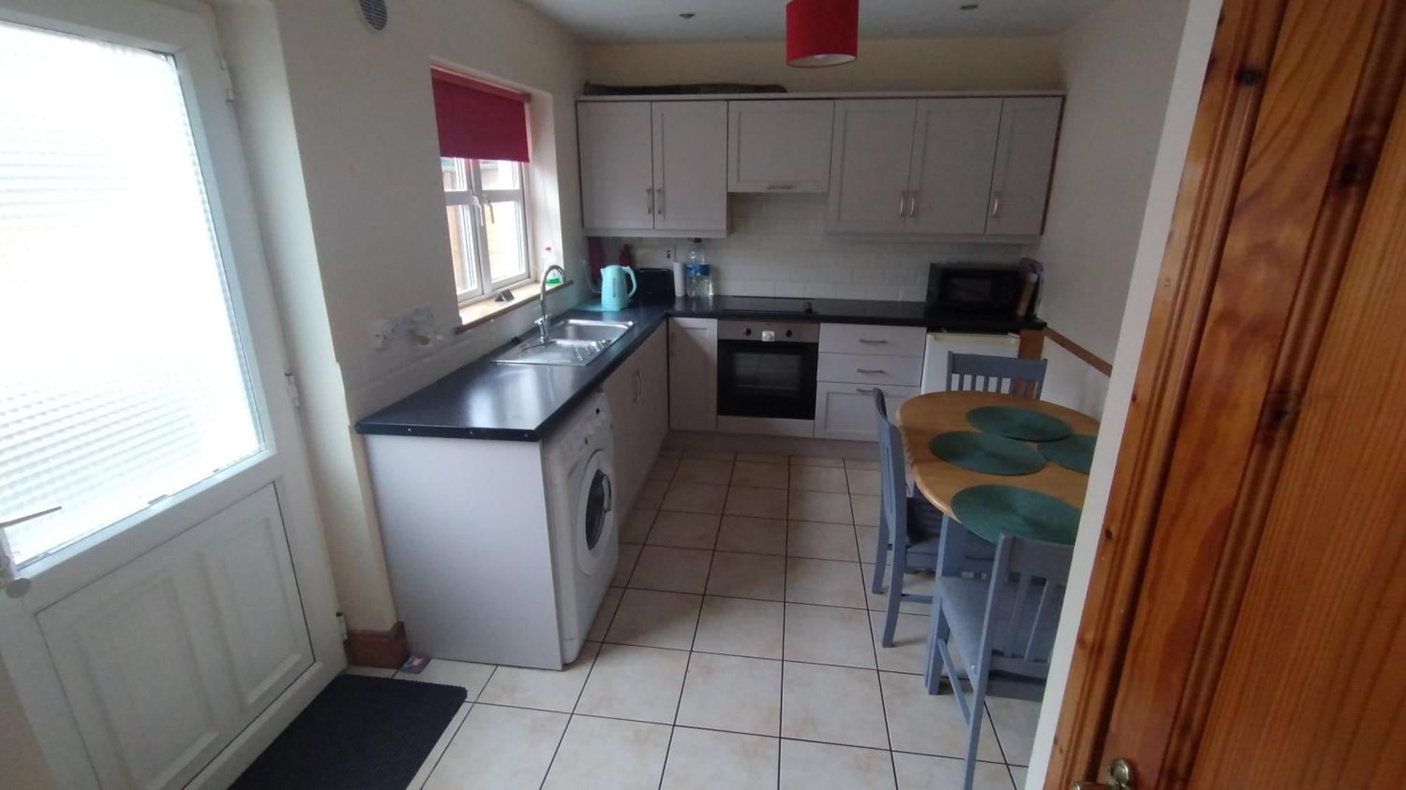 Townhouse 3 Barrow Lane Villa Bagenalstown Bagian luar foto